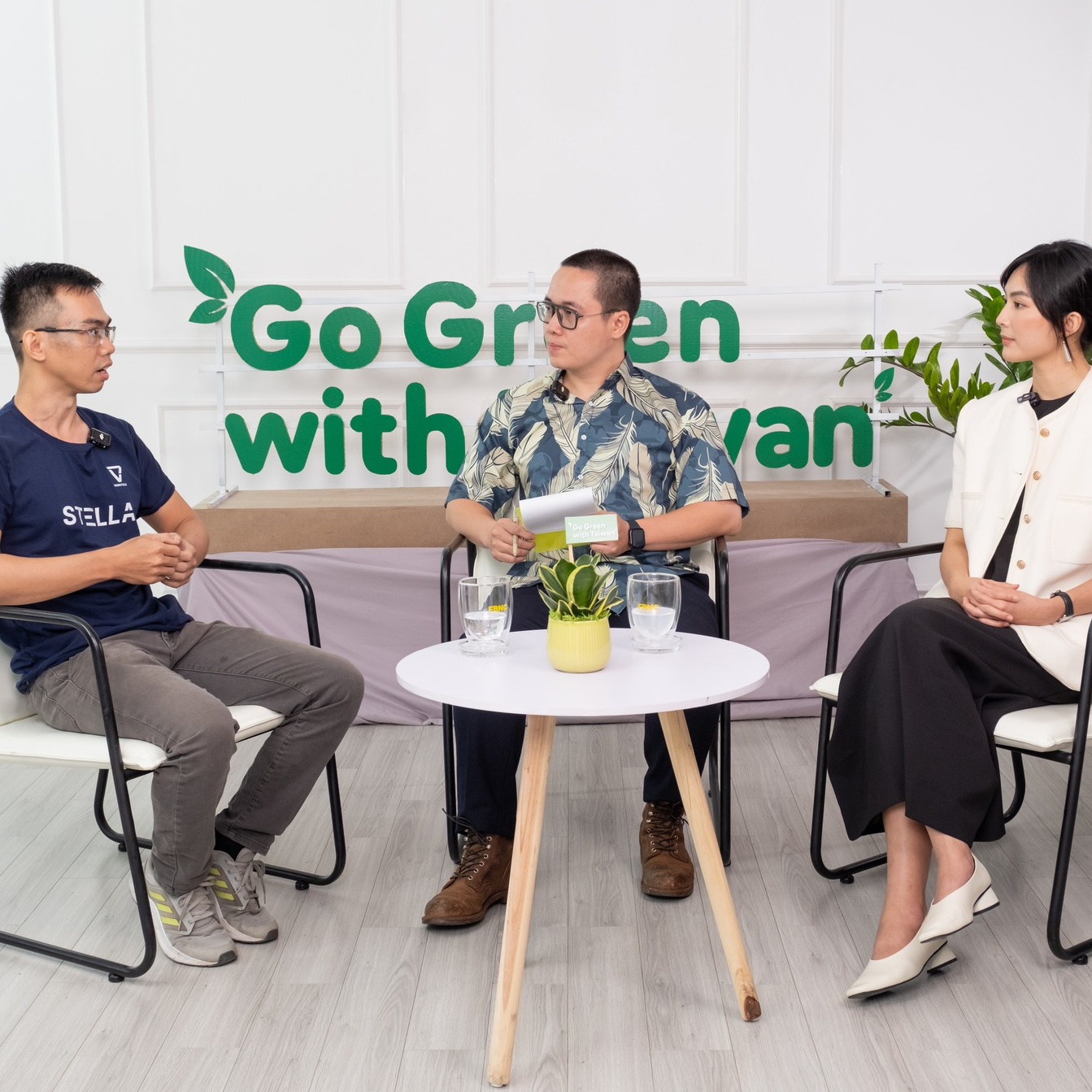 Urban streets with green mobility